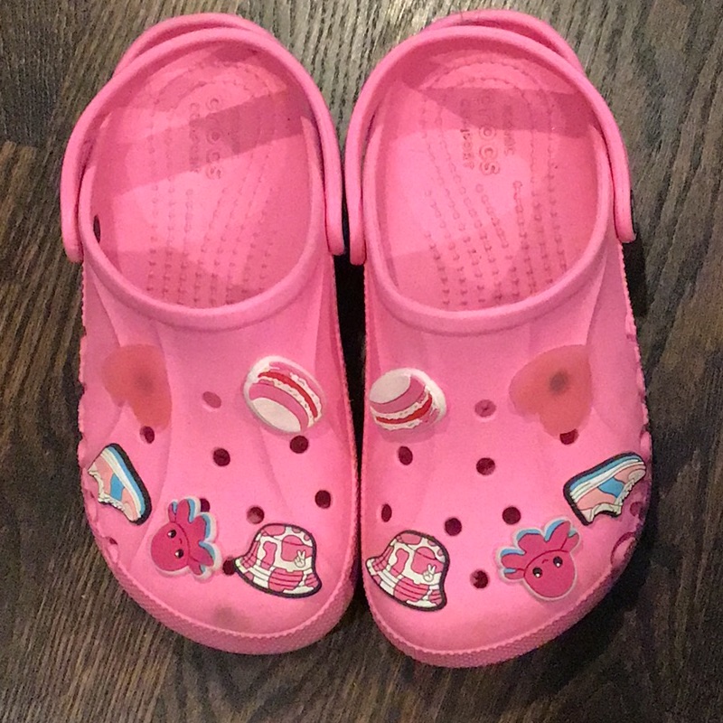 Crocs  Pink Crocs